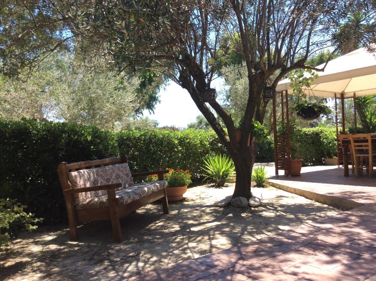 Kefalonia Apartments - Marias Studios - 2 Bedroom Apartment In Orchard, Spartia Dış mekan fotoğraf